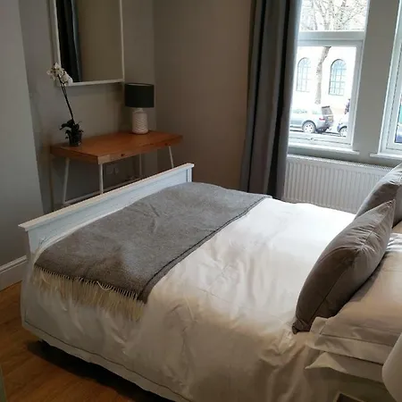Lejlighed 289a Gloucester Road