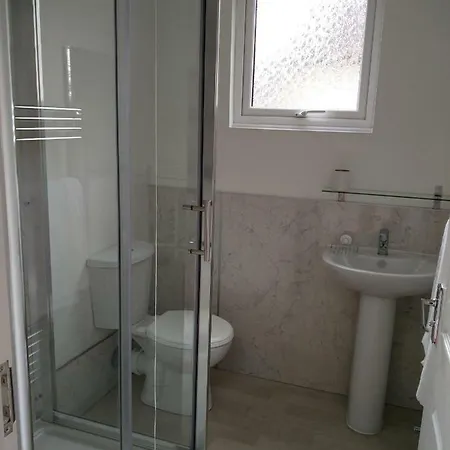289a Gloucester Road *